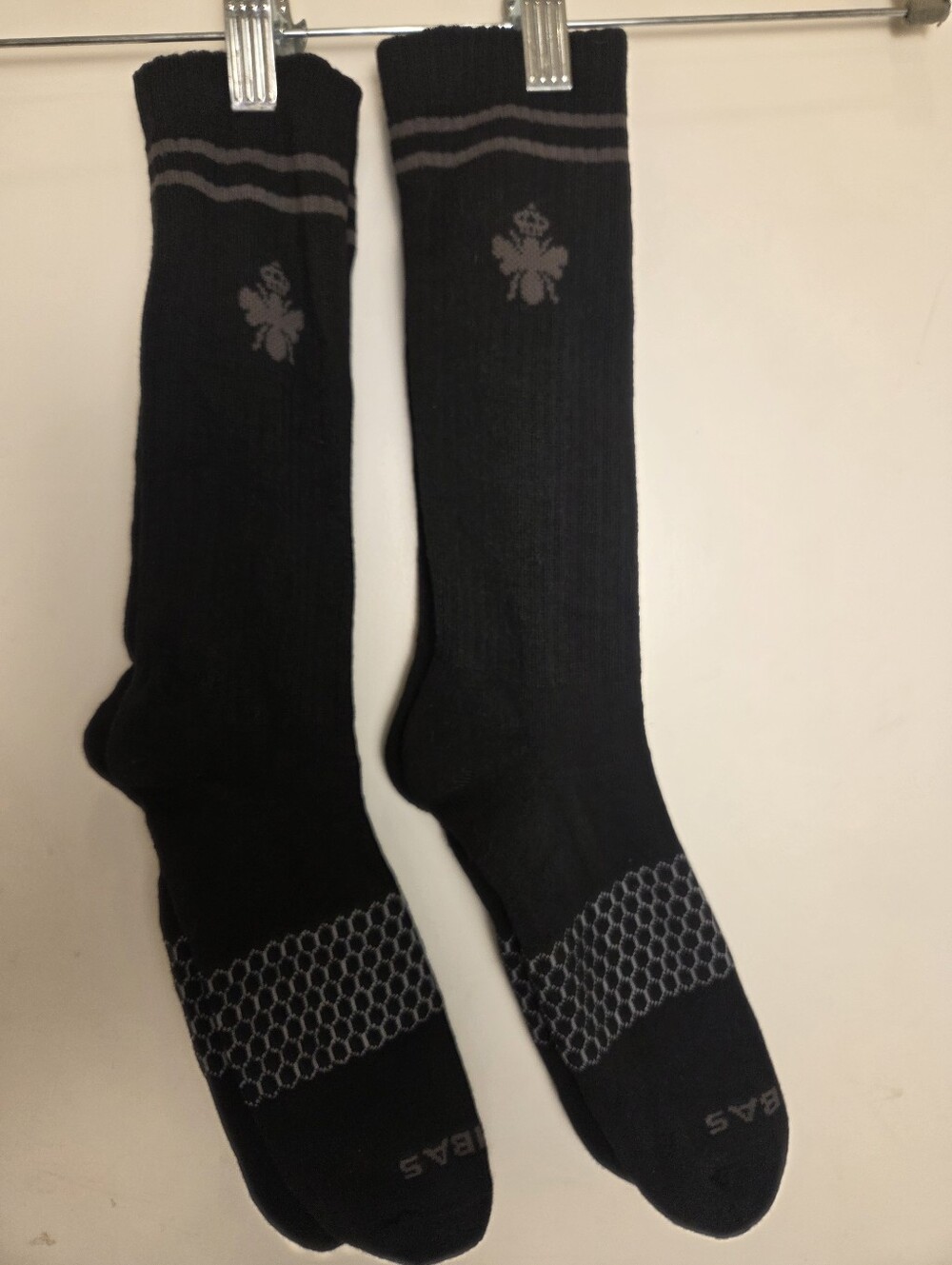 2 Pairs Bombas Men’s Black Calf Socks Size XL Bee Logo Honeycomb Arch Support